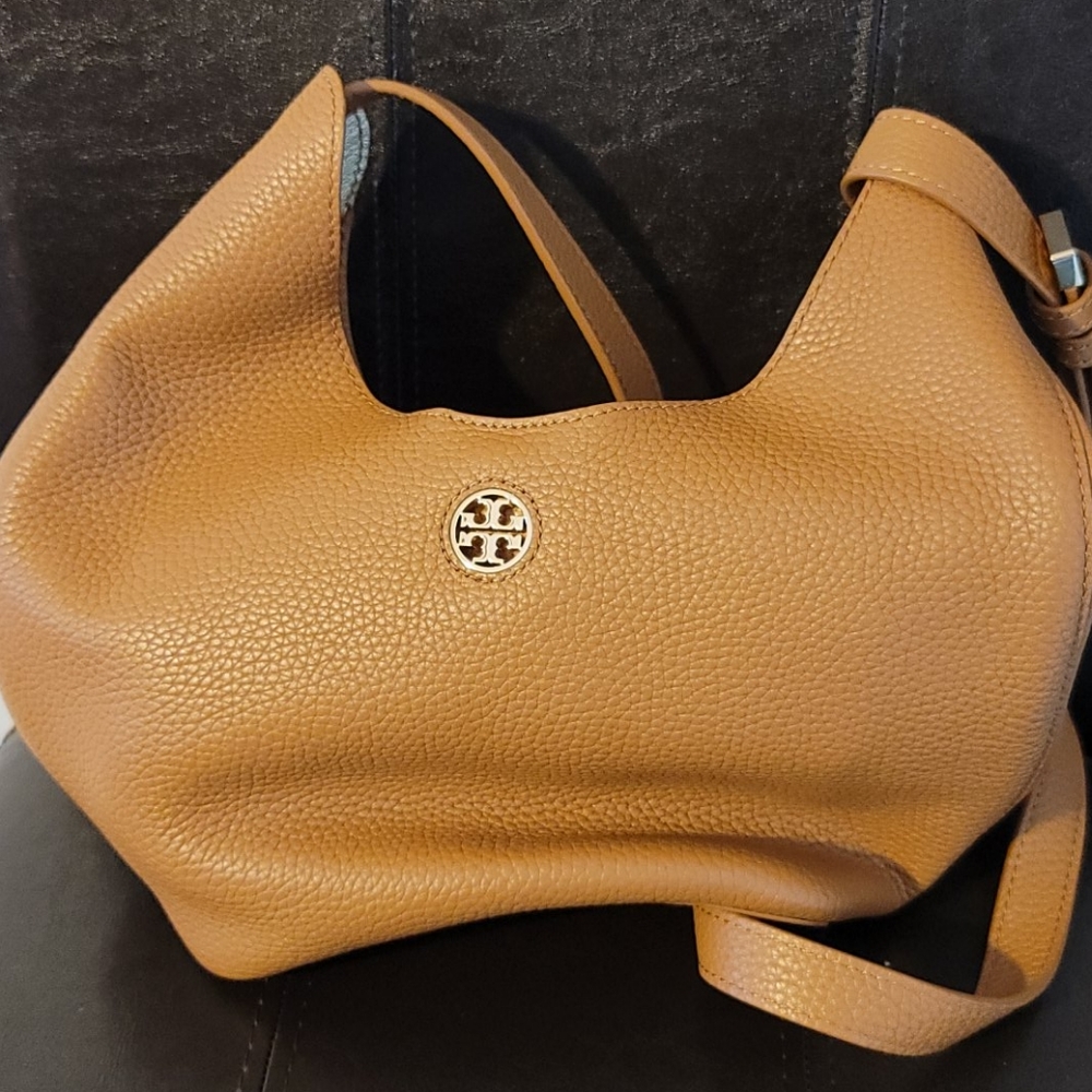 Tory Burch crossbody EUC